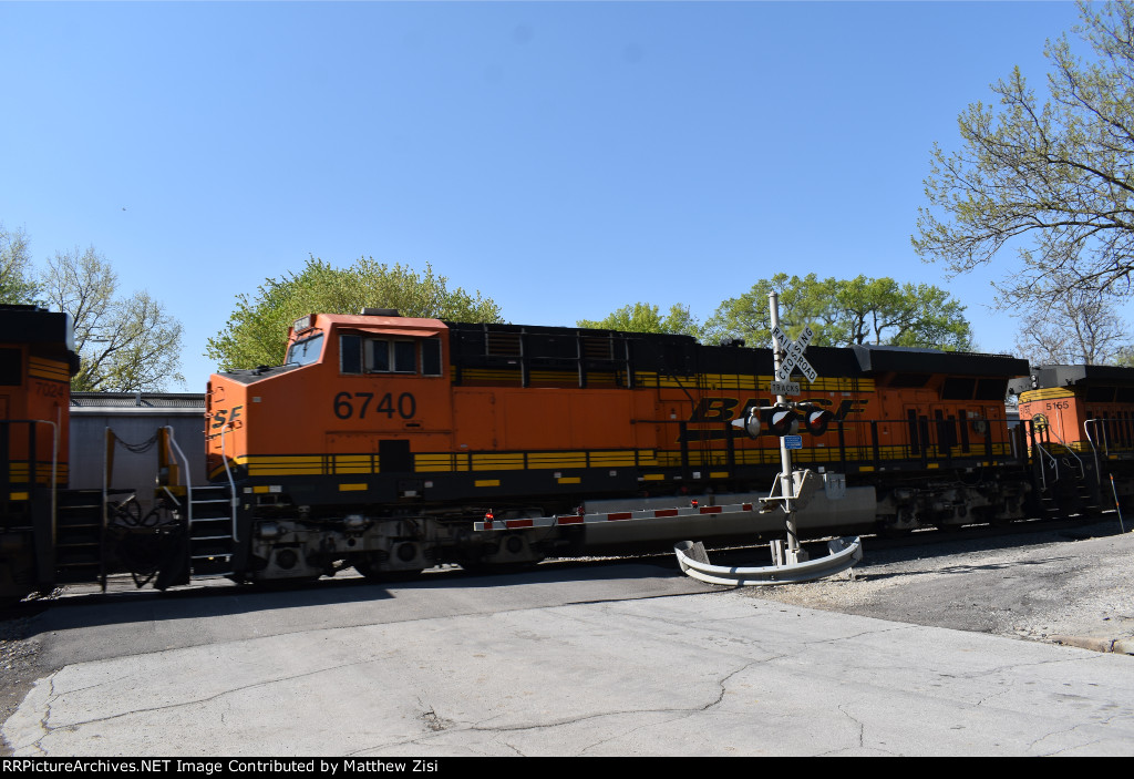 BNSF 6740